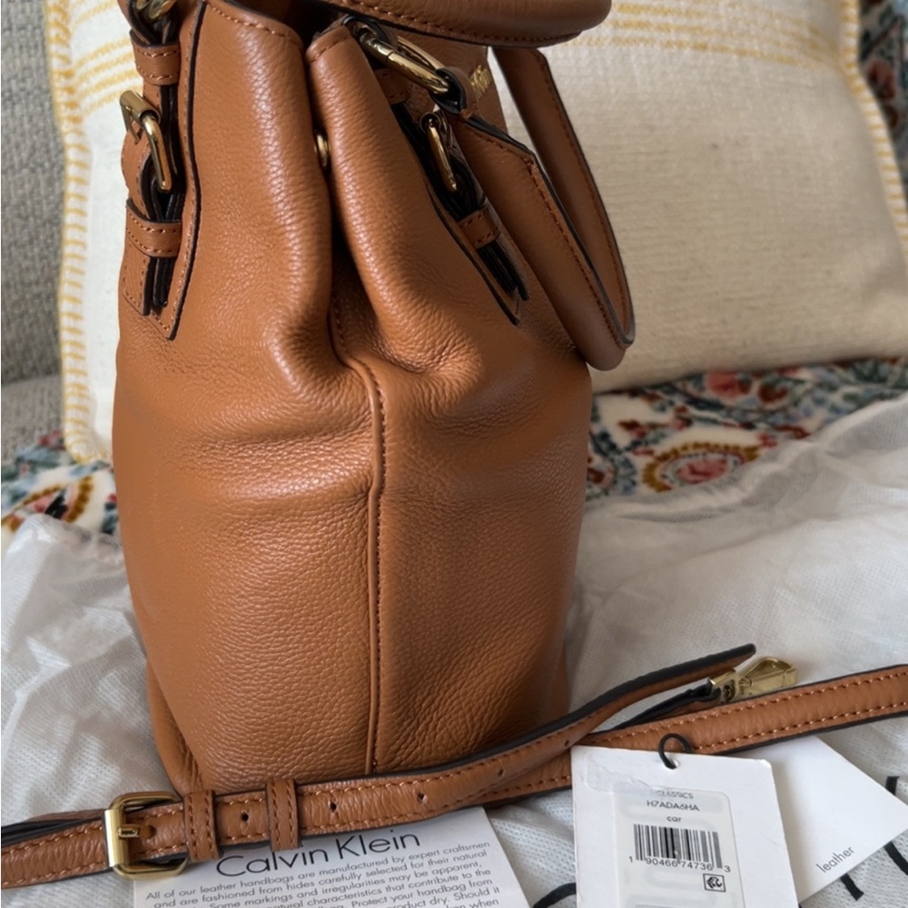 Calvin Klein Brown Leather Shoulder Bag - Picture 3 of 5
